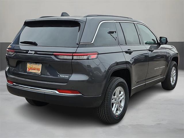 2025 Jeep Grand Cherokee GRAND CHEROKEE LAREDO 4X2