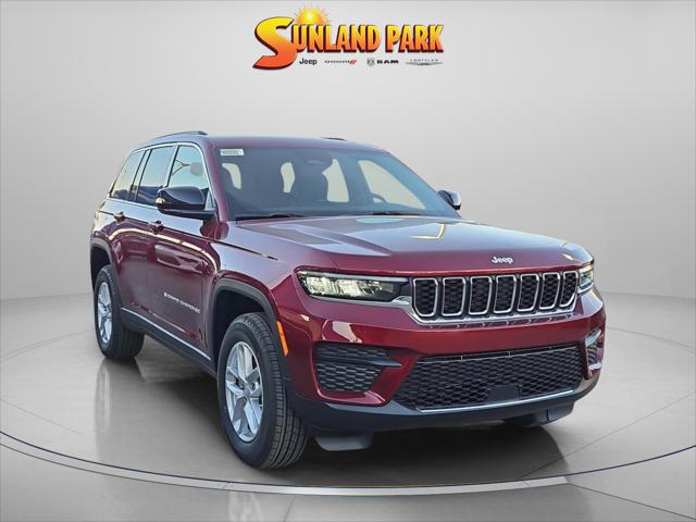 2025 Jeep Grand Cherokee GRAND CHEROKEE LAREDO X 4X2