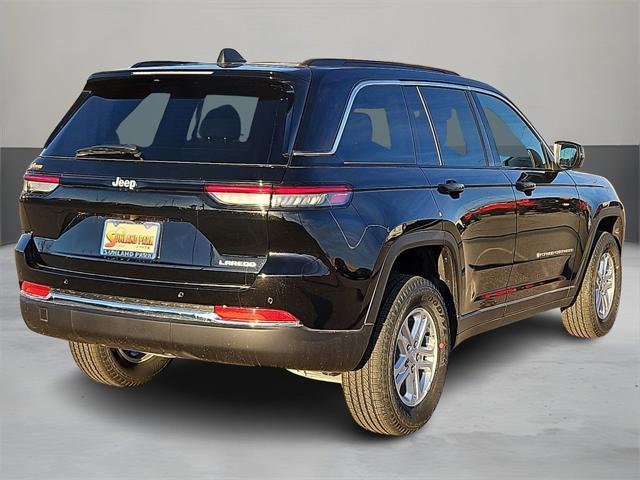 2025 Jeep Grand Cherokee GRAND CHEROKEE LAREDO 4X2
