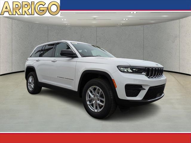 2025 Jeep Grand Cherokee GRAND CHEROKEE LAREDO X 4X2