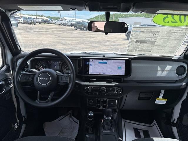 2025 Jeep Gladiator GLADIATOR NIGHTHAWK 4X4