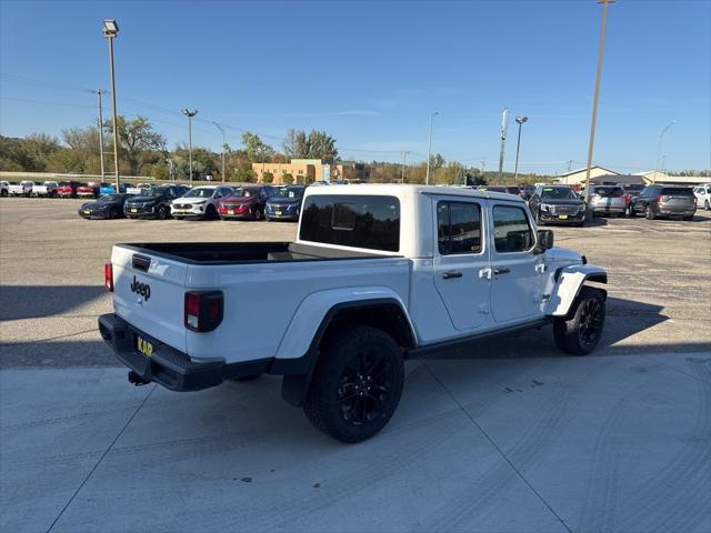 2025 Jeep Gladiator GLADIATOR NIGHTHAWK 4X4 2025 Jeep Gladiator GLADIATOR NIGHTHAWK 4X4