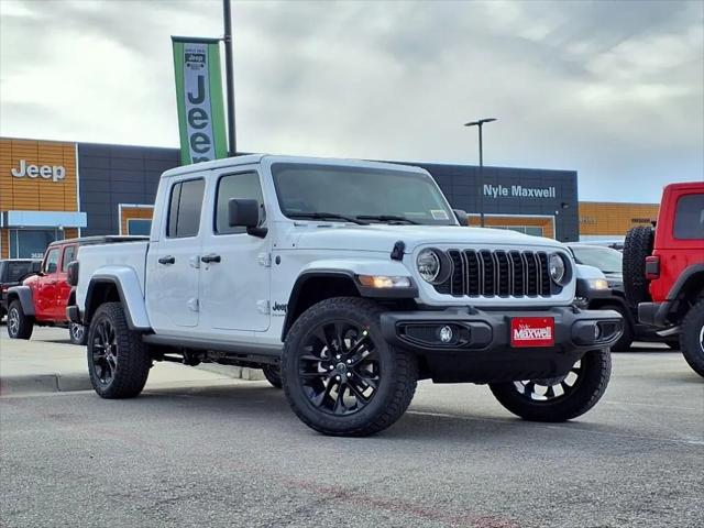 2025 Jeep Gladiator GLADIATOR NIGHTHAWK 4X4