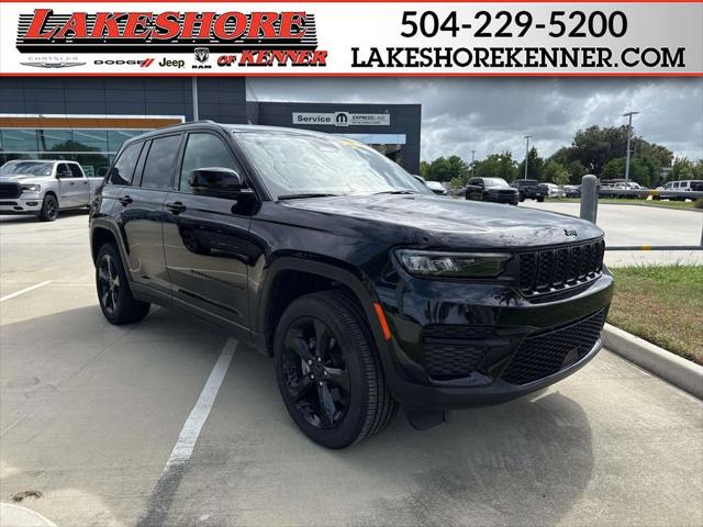 2025 Jeep Grand Cherokee GRAND CHEROKEE ALTITUDE 4X2 2025 Jeep Grand Cherokee GRAND CHEROKEE ALTITUDE 4X2