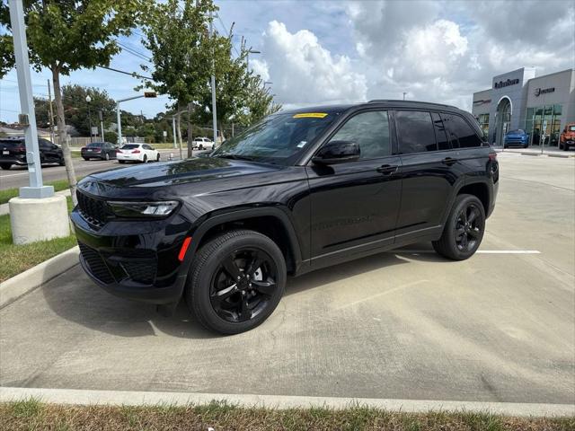 2025 Jeep Grand Cherokee GRAND CHEROKEE ALTITUDE 4X2 2025 Jeep Grand Cherokee GRAND CHEROKEE ALTITUDE 4X2