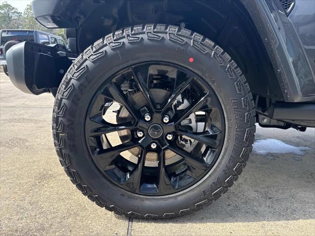 2025 Jeep Gladiator GLADIATOR NIGHTHAWK 4X4