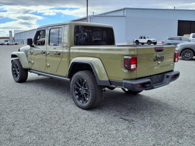 2025 Jeep Gladiator GLADIATOR NIGHTHAWK 4X4