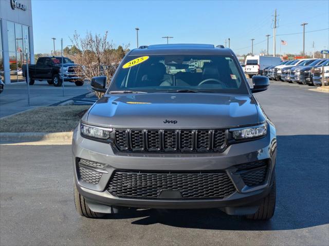 2025 Jeep Grand Cherokee GRAND CHEROKEE ALTITUDE X 4X4