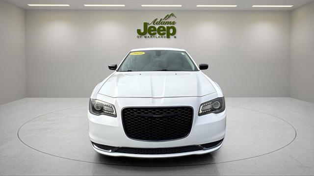 2019 Chrysler 300 Touring