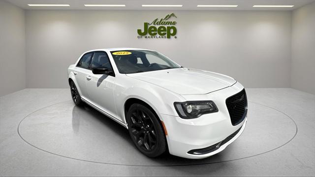 2019 Chrysler 300 Touring