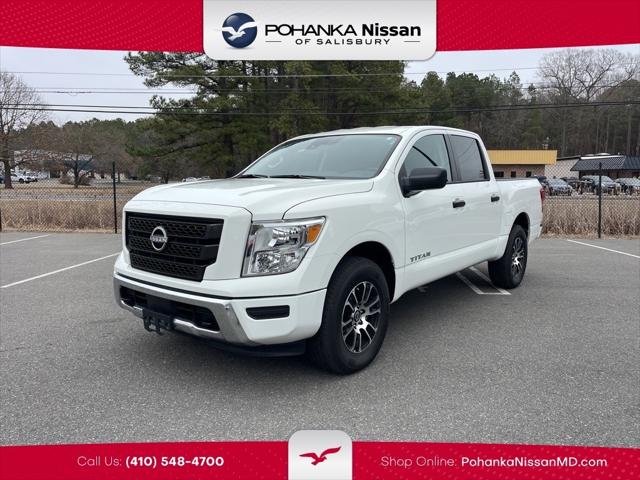 2023 Nissan TITAN Crew Cab SV 4x4
