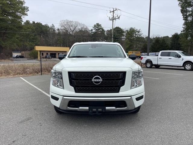 2023 Nissan TITAN Crew Cab SV 4x4