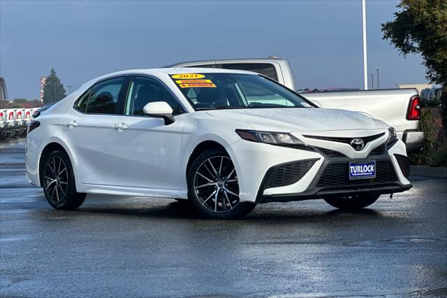 2021 Toyota Camry SE