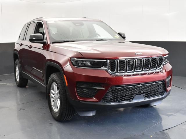 2024 Jeep Grand Cherokee Laredo 4x2