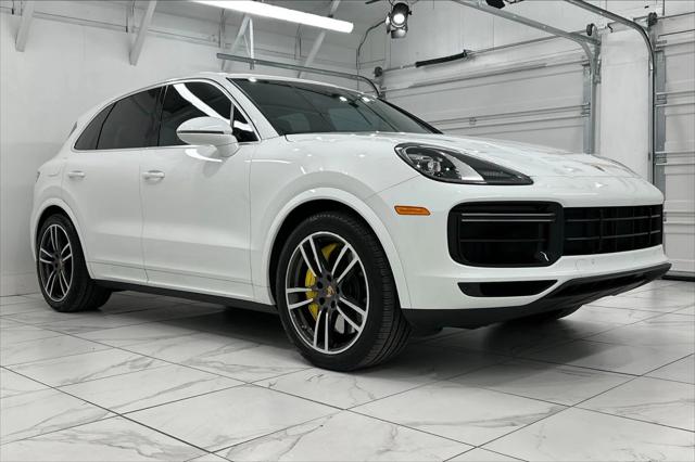 2023 Porsche Cayenne Turbo