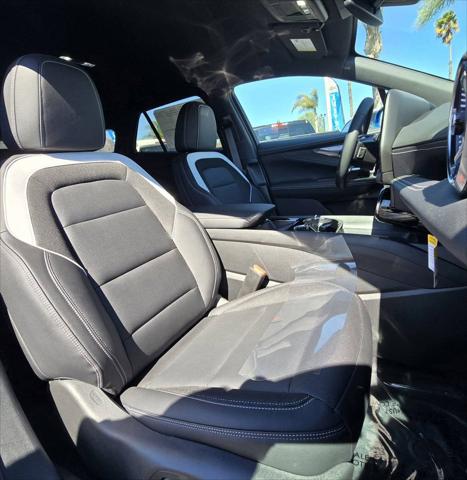 2025 Chevrolet V Blazer eAWD LT