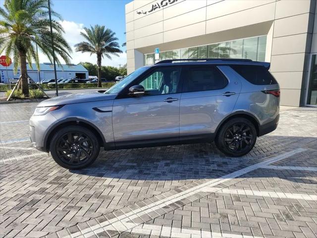 2025 Land Rover Discovery P300 S