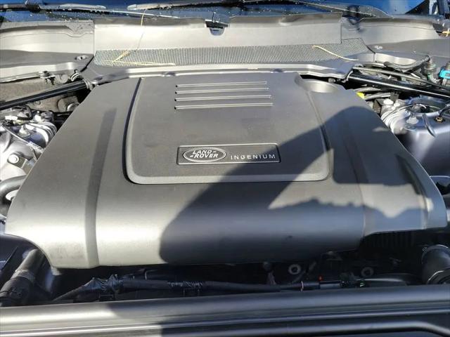 2025 Land Rover Discovery P300 S