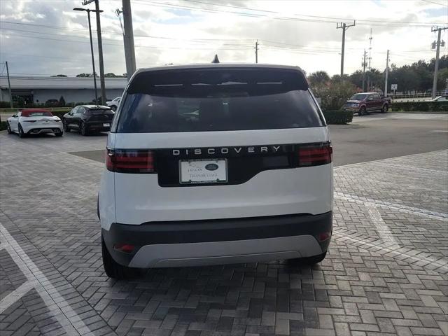 2025 Land Rover Discovery P300 S