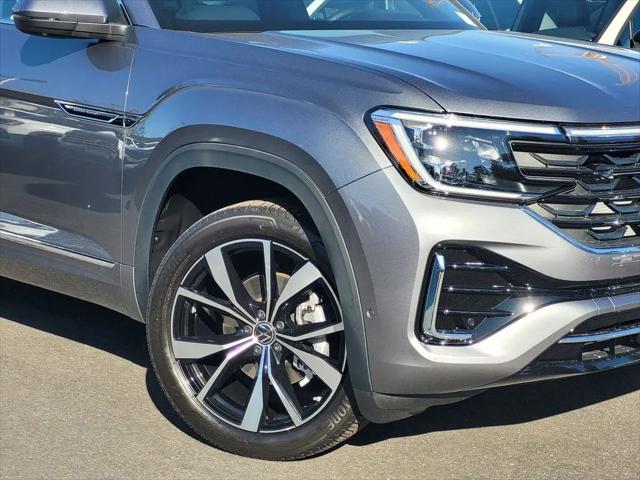 2025 Volkswagen Atlas Cross Sport 2.0T SEL Premium R-Line