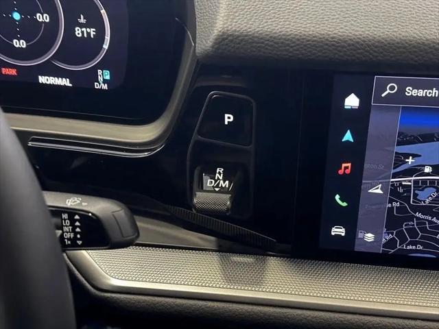 2024 Porsche Cayenne Standard