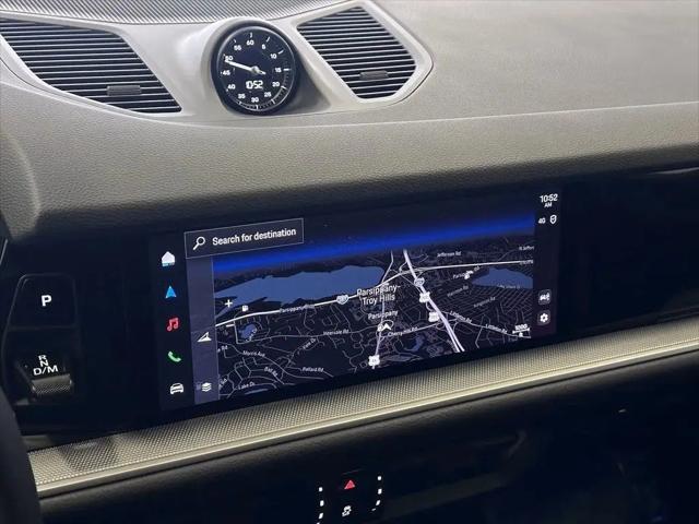 2024 Porsche Cayenne Standard