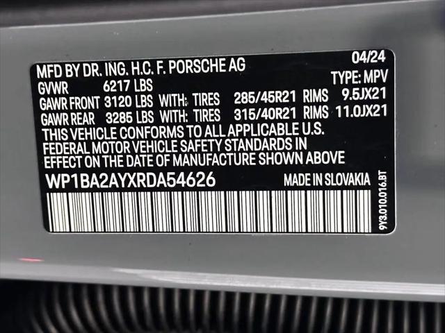 2024 Porsche Cayenne Standard