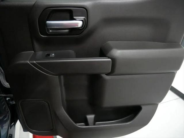 2021 Chevrolet Silverado 1500 4WD Crew Cab Short Bed LT