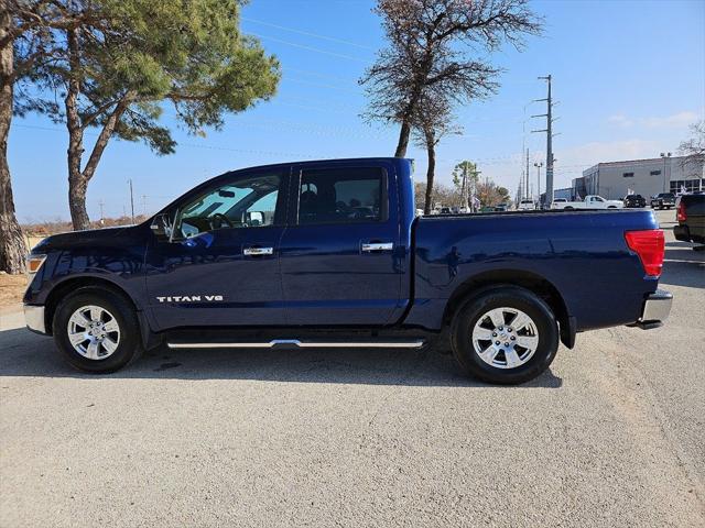 2018 Nissan TITAN SV