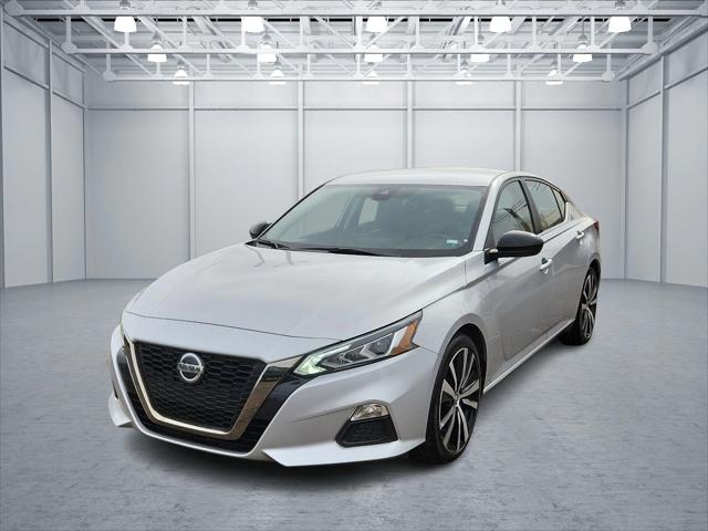 2022 Nissan Altima SR FWD