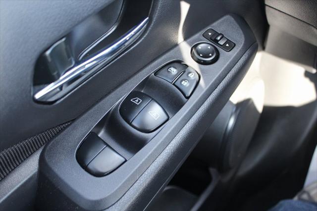 2023 Nissan Kicks SV Xtronic CVT