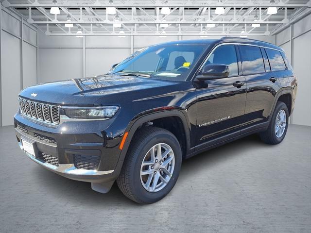 2025 Jeep Grand Cherokee GRAND CHEROKEE L LAREDO 4X4