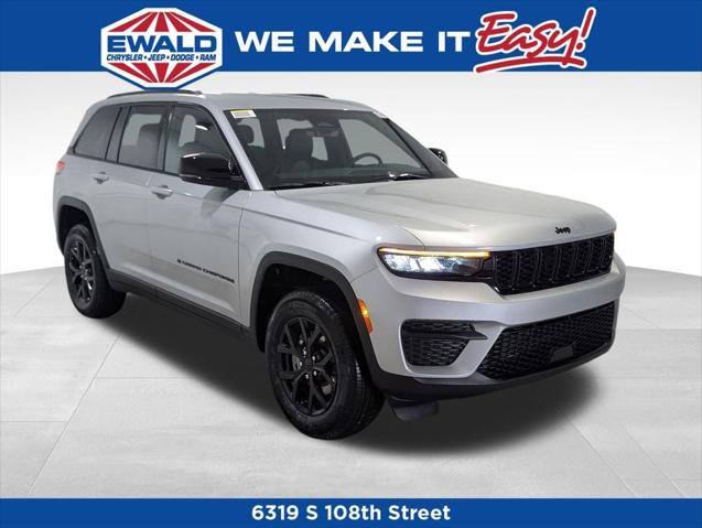 2025 Jeep Grand Cherokee GRAND CHEROKEE ALTITUDE 4X4