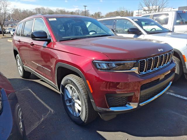 2025 Jeep Grand Cherokee GRAND CHEROKEE L LAREDO X 4X4