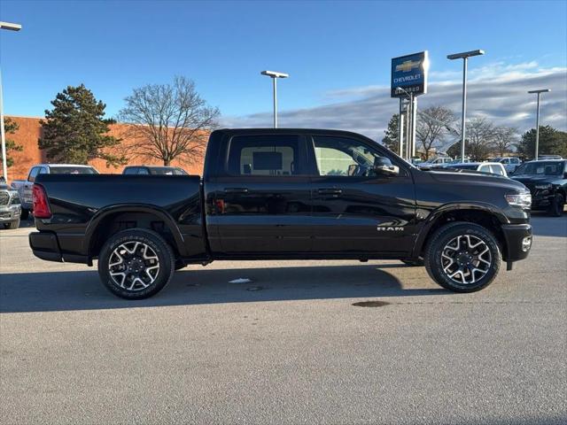 2025 RAM Ram 1500 RAM 1500 LARAMIE CREW CAB 4X4 57 BOX