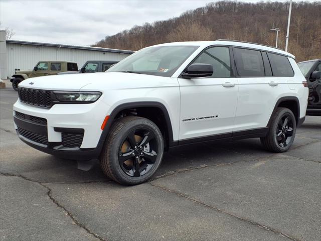 2025 Jeep Grand Cherokee GRAND CHEROKEE L ALTITUDE X 4X4