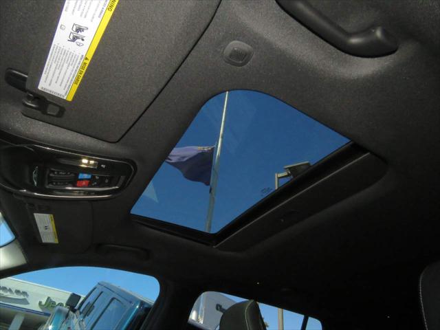 2025 Jeep Grand Cherokee GRAND CHEROKEE L LAREDO X 4X4 2025 Jeep Grand Cherokee GRAND CHEROKEE L LAREDO X 4X4