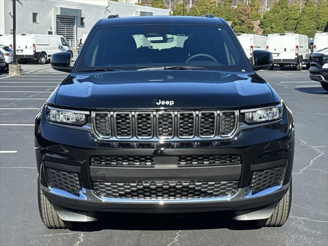 2025 Jeep Grand Cherokee GRAND CHEROKEE L LAREDO X 4X2