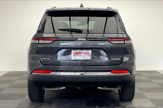 2025 Jeep Grand Cherokee GRAND CHEROKEE LAREDO 4X4
