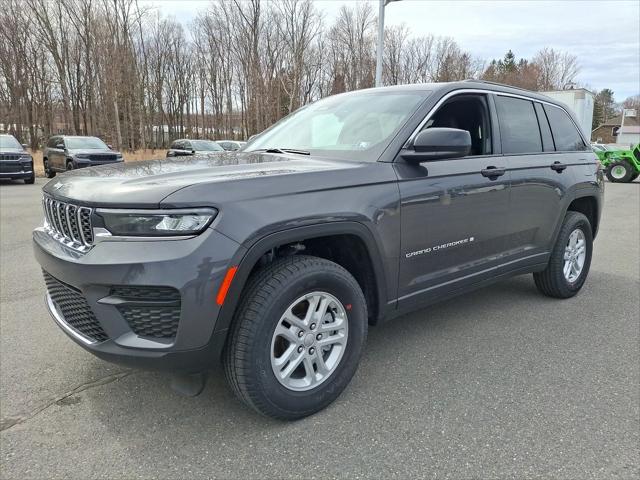 2025 Jeep Grand Cherokee GRAND CHEROKEE LAREDO 4X4