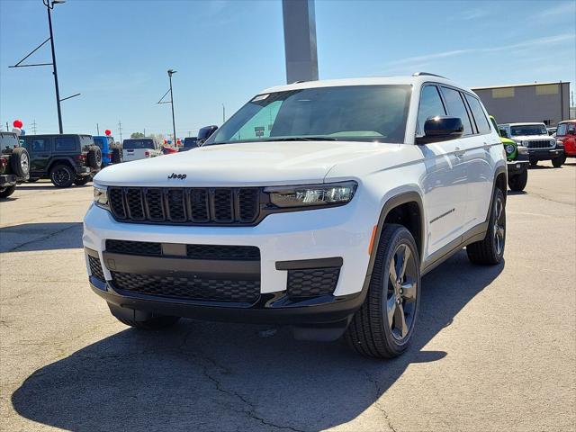 2025 Jeep Grand Cherokee GRAND CHEROKEE L ALTITUDE X 4X4