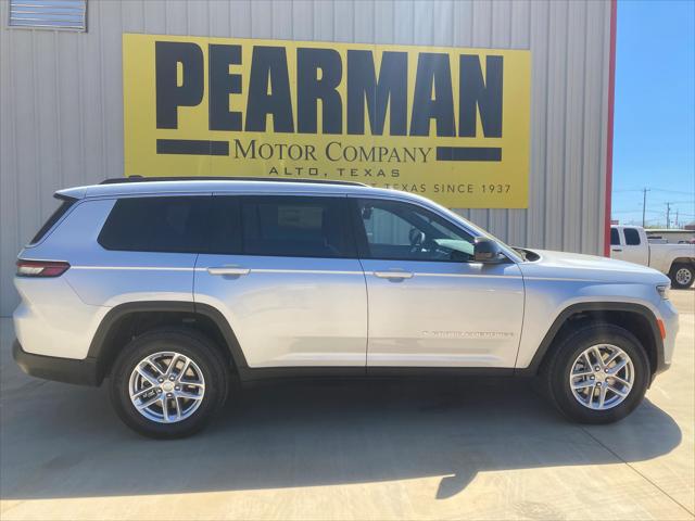 2025 Jeep Grand Cherokee GRAND CHEROKEE L LAREDO X 4X4