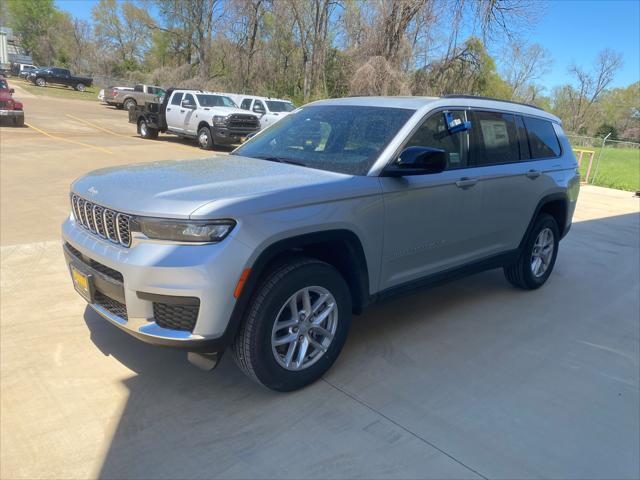 2025 Jeep Grand Cherokee GRAND CHEROKEE L LAREDO X 4X4
