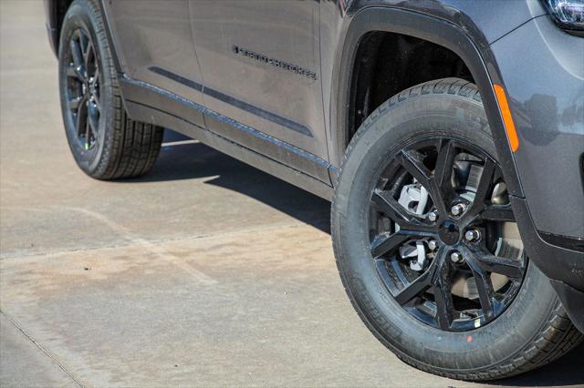 2025 Jeep Grand Cherokee GRAND CHEROKEE L ALTITUDE X 4X4