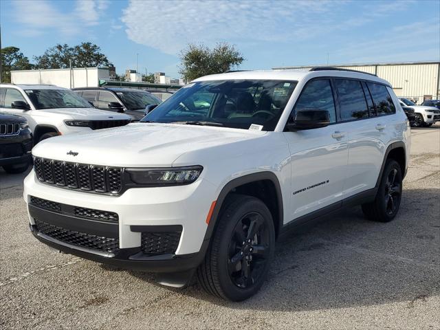 2025 Jeep Grand Cherokee GRAND CHEROKEE L ALTITUDE 4X2