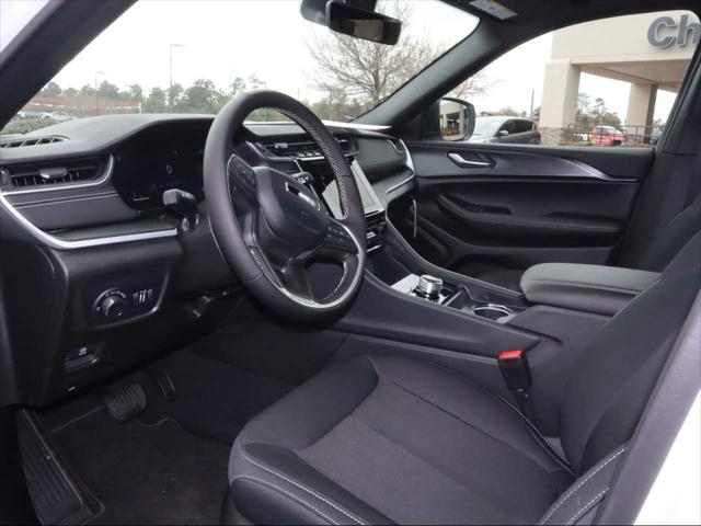 2025 Jeep Grand Cherokee L Laredo X 4x4
