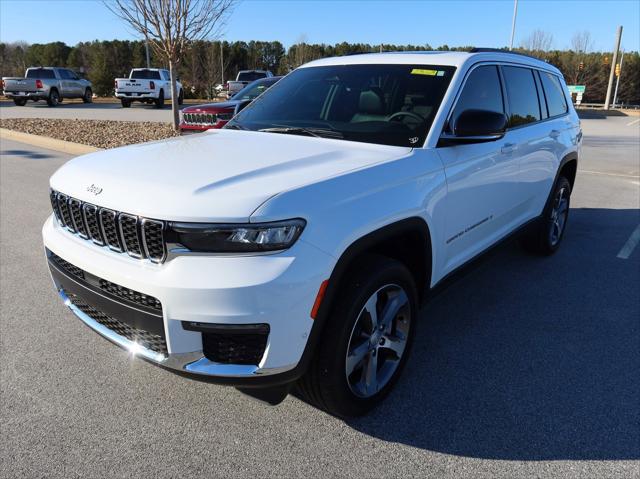 2025 Jeep Grand Cherokee GRAND CHEROKEE L LIMITED 4X4