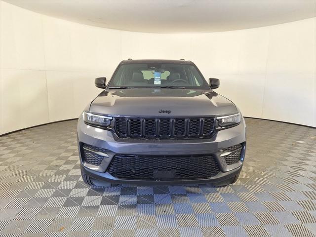 2025 Jeep Grand Cherokee GRAND CHEROKEE ALTITUDE 4X4