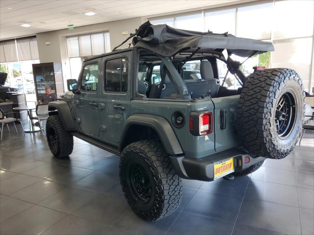 2025 Jeep Wrangler 4-Door Summit 4x4