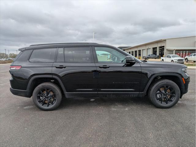 2025 Jeep Grand Cherokee GRAND CHEROKEE L ALTITUDE 4X2